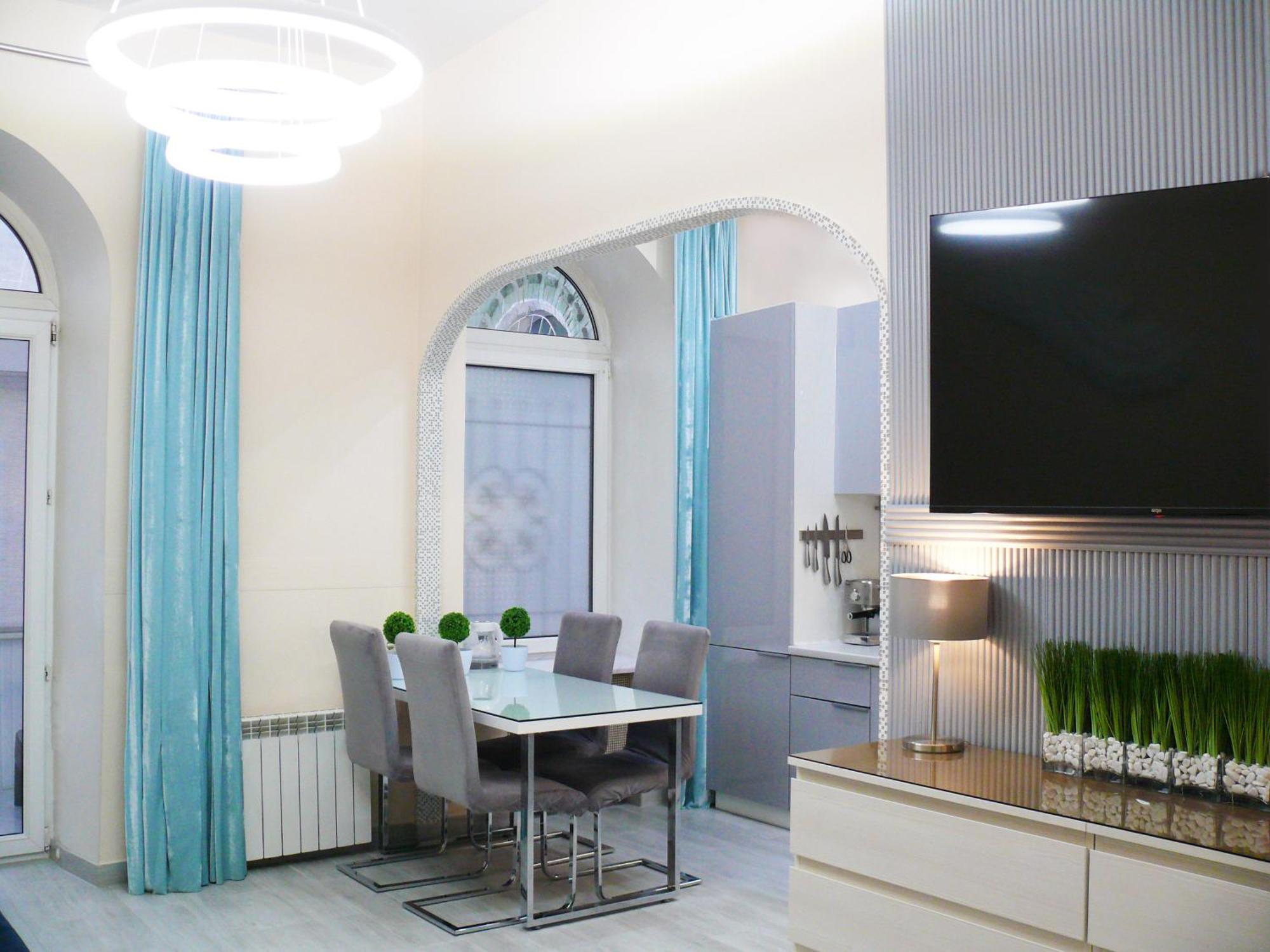 Luxury Centre Located Apartment Kyiv