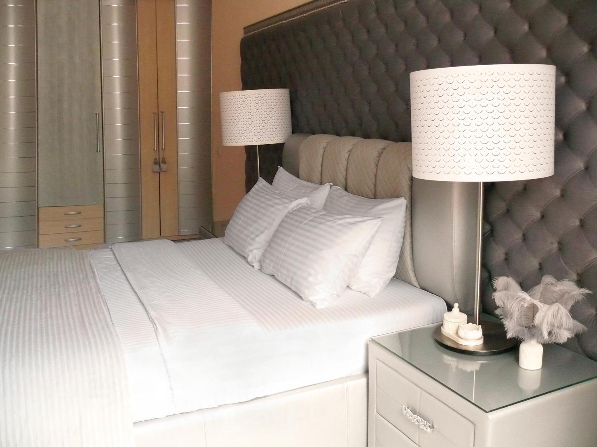 Luxury Centre Located