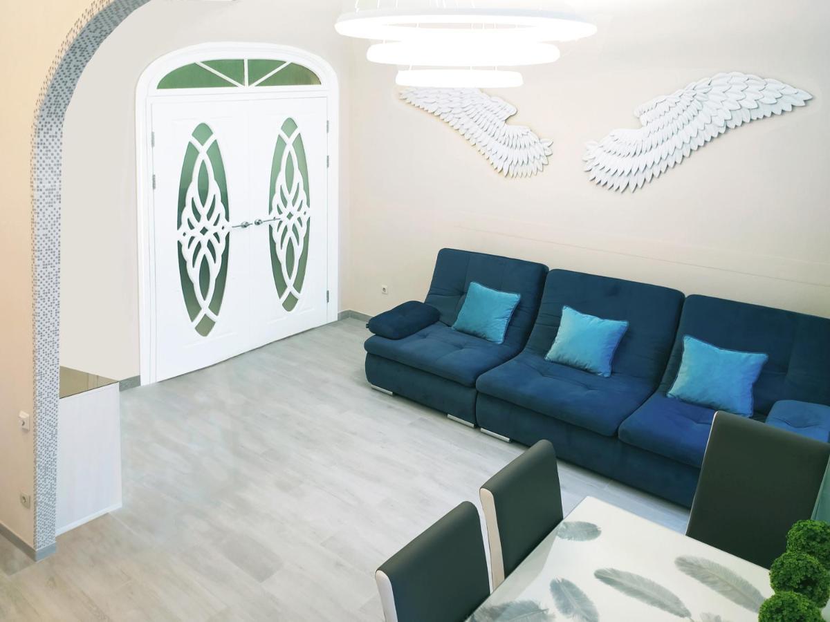 Apartment Luxury Centre Located Kyiv